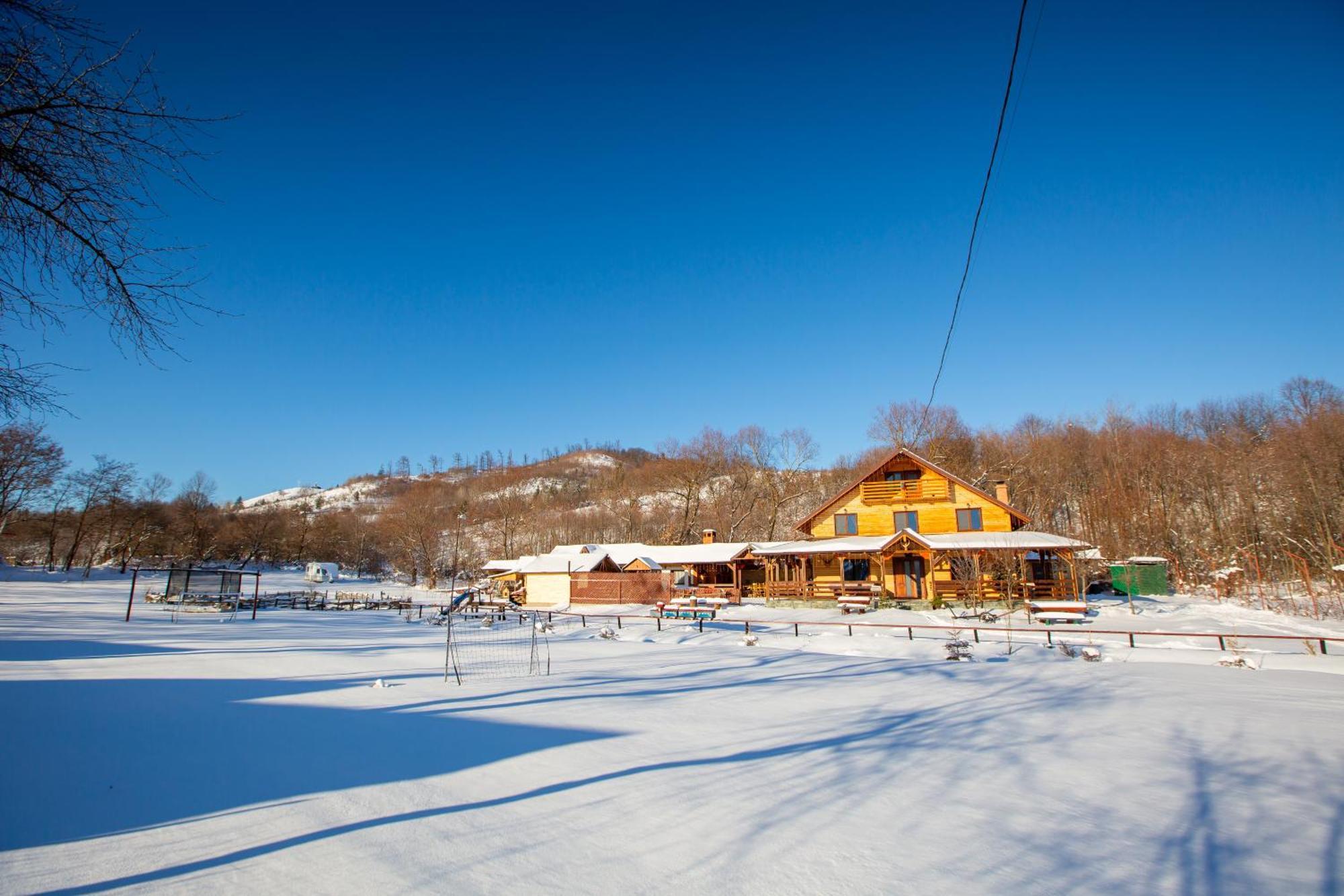 Cabana Lunca Târgu Neamț Buitenkant foto