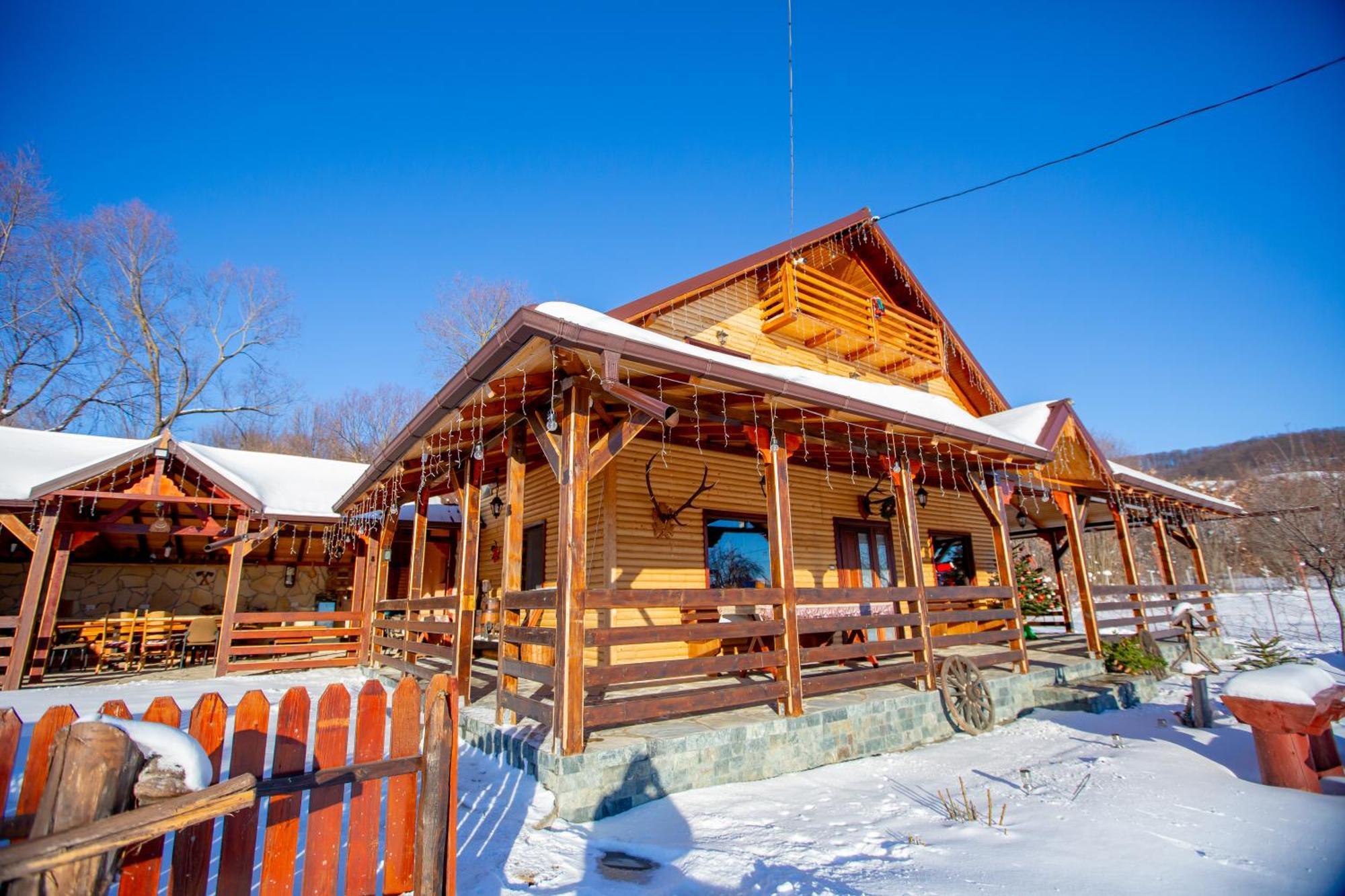 Cabana Lunca Târgu Neamț Buitenkant foto